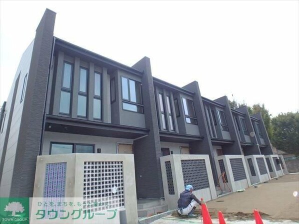 YESMOREIIの物件外観写真